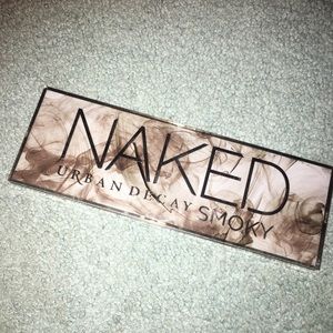 Naked smoky palette